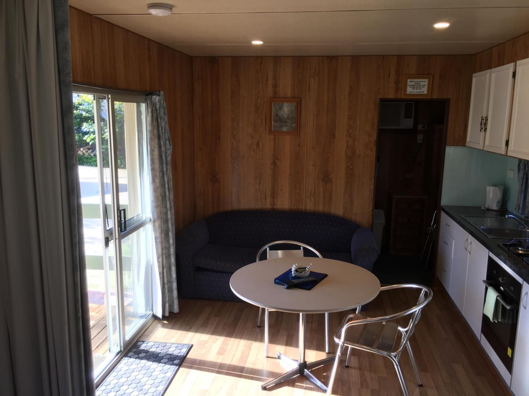 Beachcomber Caravan Park Mallacoota Exterior foto